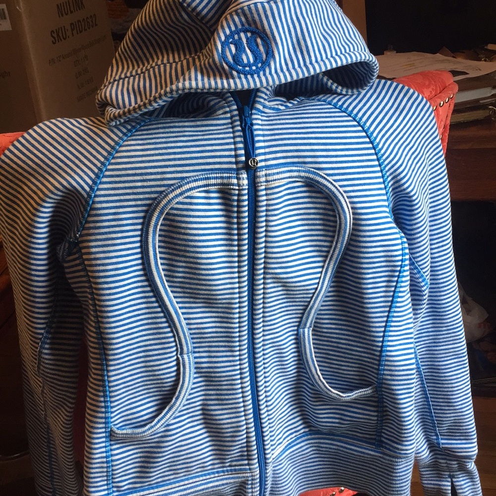 Lululemon zip up hoodie